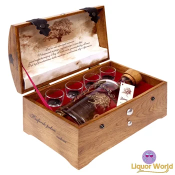 Oak Vodka Debowa in Wooden Box with 4 Shot Glasses 700ml 1